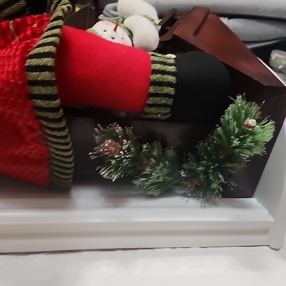 Beautiful Santa clause on wooden chimney, with deer and Snowman. - Picture 5 of 9